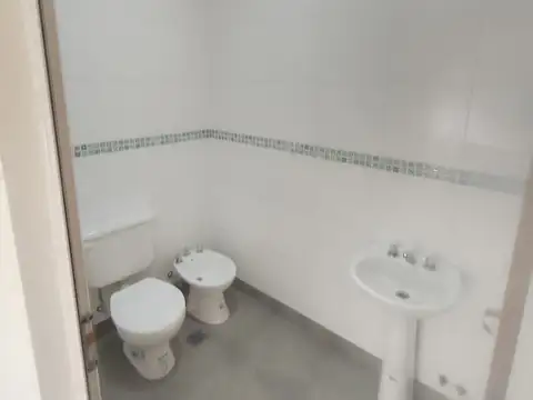 Local en alquiler – Catamarca al 800 – Macrocentro