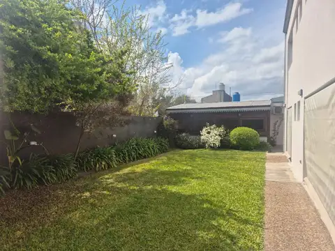 DUPLEX EN ALQUILER EN CITY BELL 2 DORMITORIOS