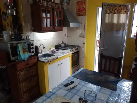 Casa + departamento en Santa Teresita (140263)