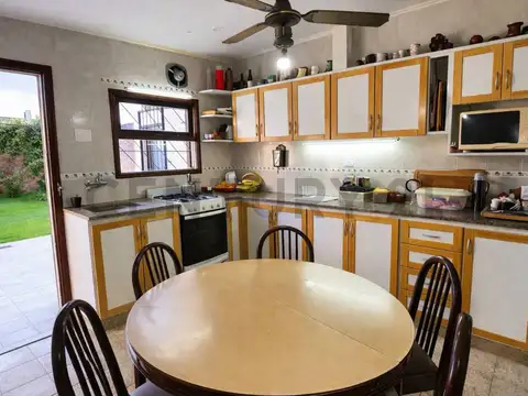 Casa en Venta en Malvinas Argentinas, USD 110.000