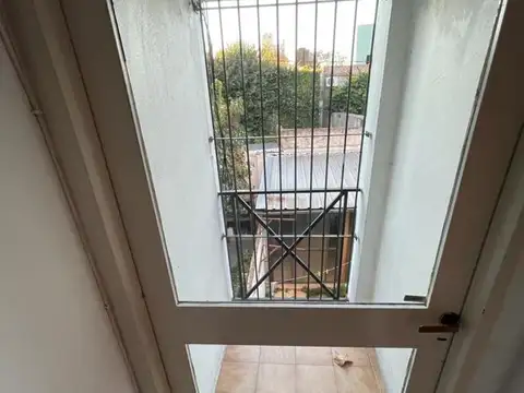 Departamento en Alquiler en Floresta, $ 550.000