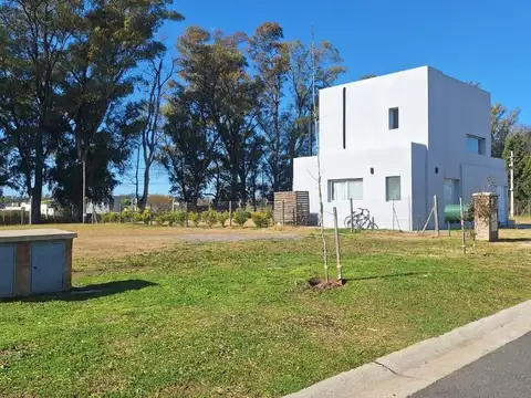 Terreno en Venta en Pilar Del Este, USD 26.000