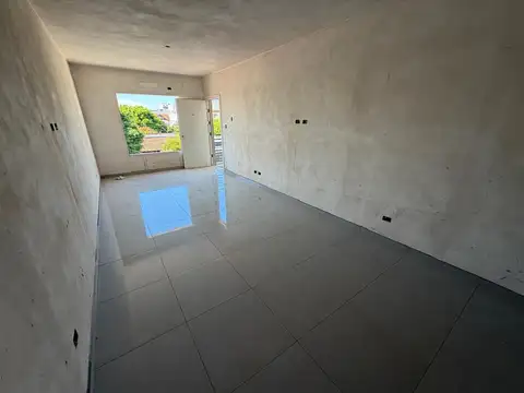 Departamento en Venta en Villa Luzuriaga, USD 60.000