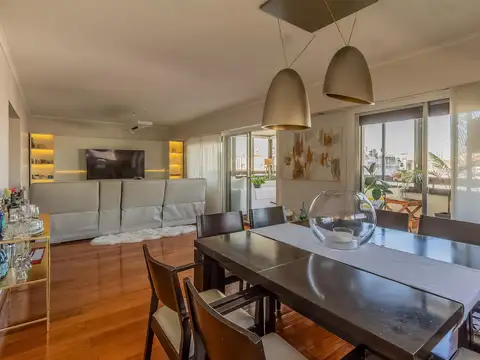 Departamento en Venta en Villa Urquiza. 3 Dorm. Cochera. Luminoso.