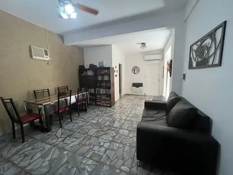 Depto Tipo Casa en Venta de 2 ambientes