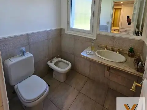 Casa en Venta al Este