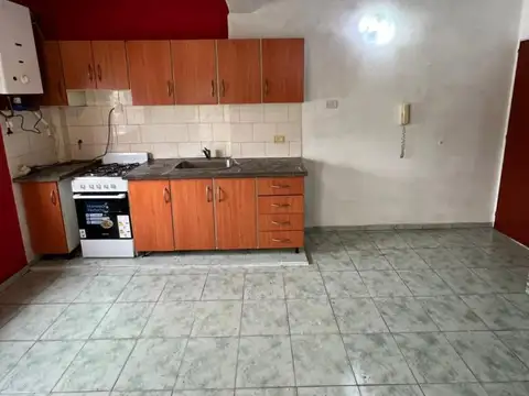 Departamento en Alquiler en Jose Leon Suarez, $ 650.000