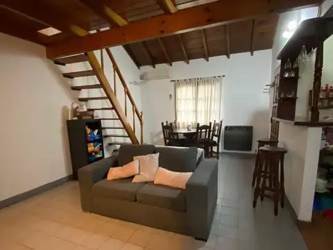 Chalet en venta en Ciudad Evita