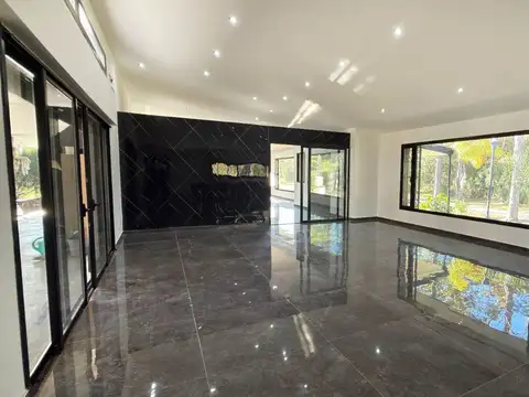 ALQUILER CASA 7 AMBIENTES LAS LOMADAS DE CARDALES