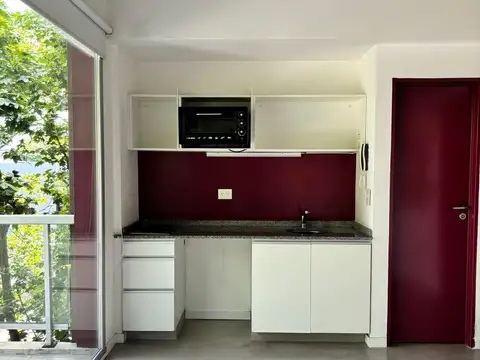 Departamento en Alquiler en Parque Chas, $ 400.000