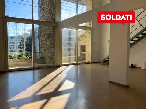 Oficina en Venta con 2 cocheras