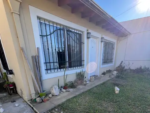 Las Palmeras 2200