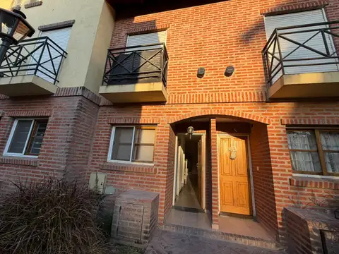 Casa - Alquiler - Argentina, San Miguel - San Lorenzo 2045