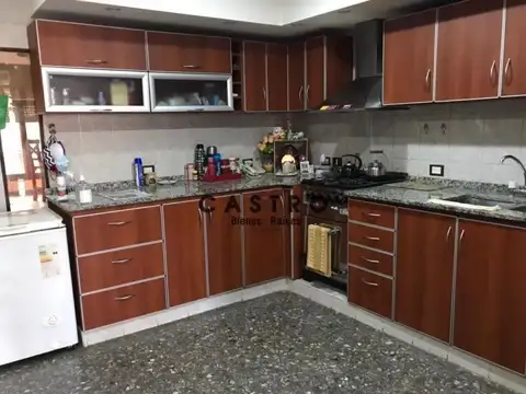Casa  En Venta Ubicado En Merlo,  G.b.a. Zona Oeste