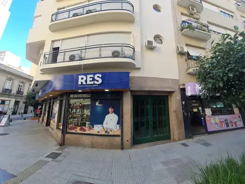 Esmeralda 1000, Piso 3