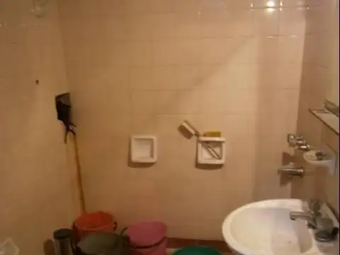 Depto Tipo Casa 4 ambientes con 2 baños