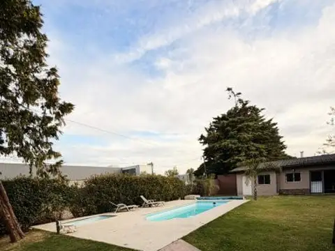 Casa en Alquiler en Banco Provincia, USD 1.500