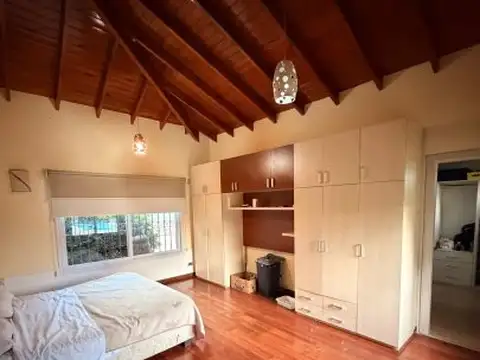 Casa 4 ambientes con 3 baños