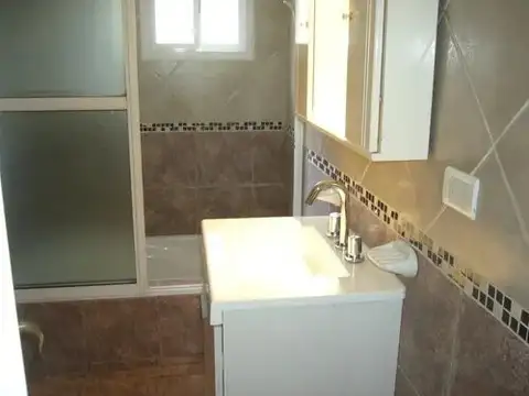 Depto Tipo Casa 2 ambientes con 1 baño