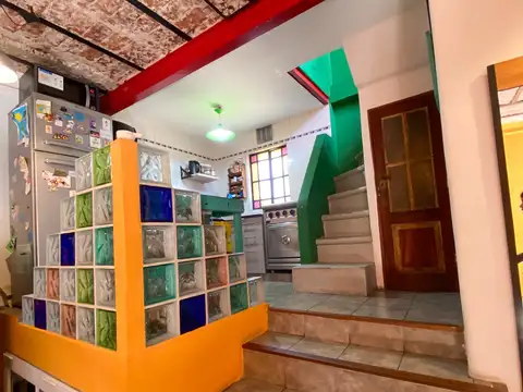 Depto Tipo Casa 3 ambientes con 2 baños