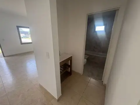 Departamento en Alquiler en Los Polvorines, $ 600.000