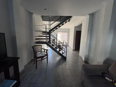 Casa en Venta en Castelar Norte, USD 180.000