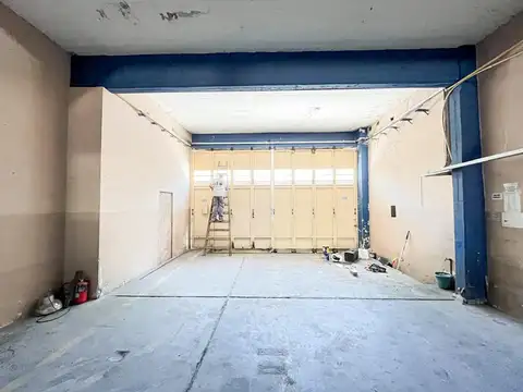 Galpon en Alquiler 8  mts Frente