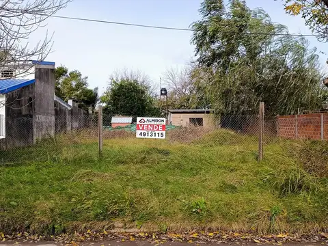 Sarmiento 700