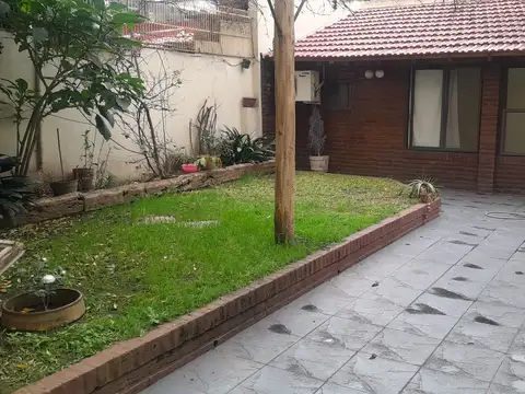 Campana 2600, Piso P.B