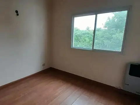 Casa en Alquiler de 4 dormitorios