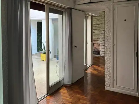 PH en alquiler, muy luminoso sin expensas. Boedo