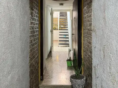Depto Tipo Casa en Alquiler de 3 dormitorios