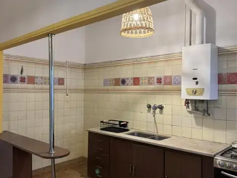 Depto Tipo Casa en Alquiler en Boedo, $ 1.400.000
