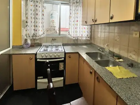 Departamento en Alquiler en Flores, $ 700.000
