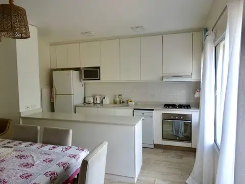 Triplex - casa en venta - Barrio cerrado Los Robles - Beccar - San Isidro