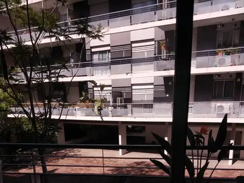 Montes de Oca 700, Piso 1
