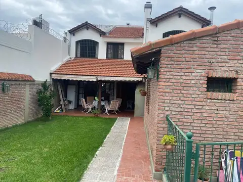 Exc. Casa. 5 Dor. Vta Pil/qcho/gge/esc Las Tipas Al 100