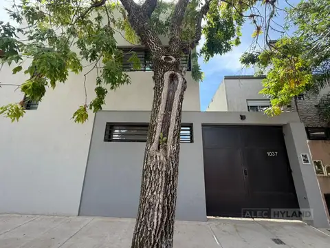 Casa en venta impecable en Martínez-Vías/Santa Fe, San Isidro