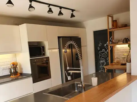 Casa en Venta en Vicente Lopez, USD 345.000