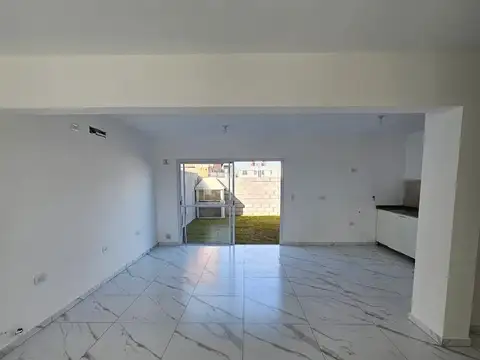 Casa en Venta en Manantiales, USD 140.000