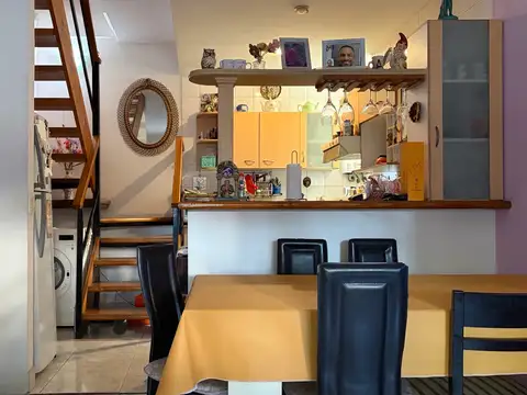 Depto Tipo Casa en Venta 20 años