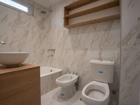 DEPARTAMENTO 3 AMB · REFACCIONADO A NUEVO · 7mo PISO