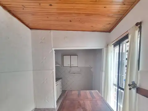 Depto Tipo Casa en Venta 40 años