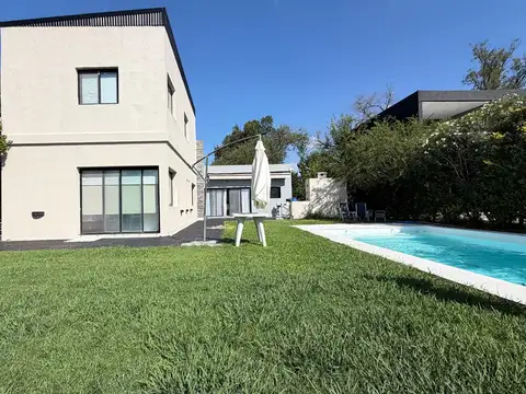 Santa Guadalupe I 100