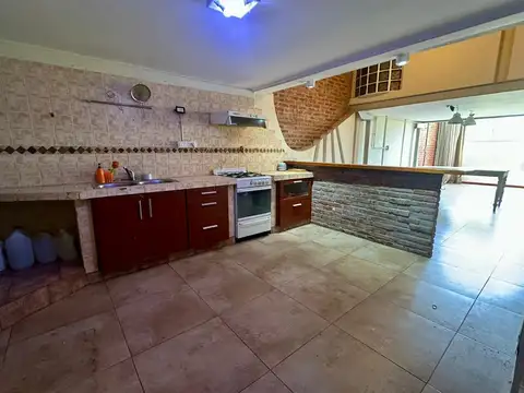 Departamento 4 ambientes con 3 baños