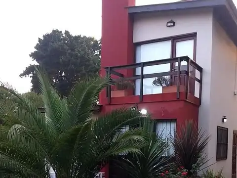 VENTA CASA EN DOS PLANTAS TOTALMENTE INDEPENDIENTES 5 AMB CO