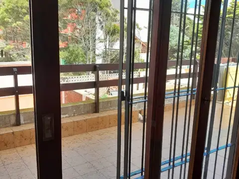 2 AMBIENTES + BALCON TERRAZA - A 100 MTS. DEL MAR - EDIFICIO MARINA III°.-