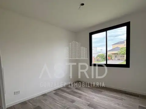 Casa, Escobar 4 ambientes Barrio San Matias