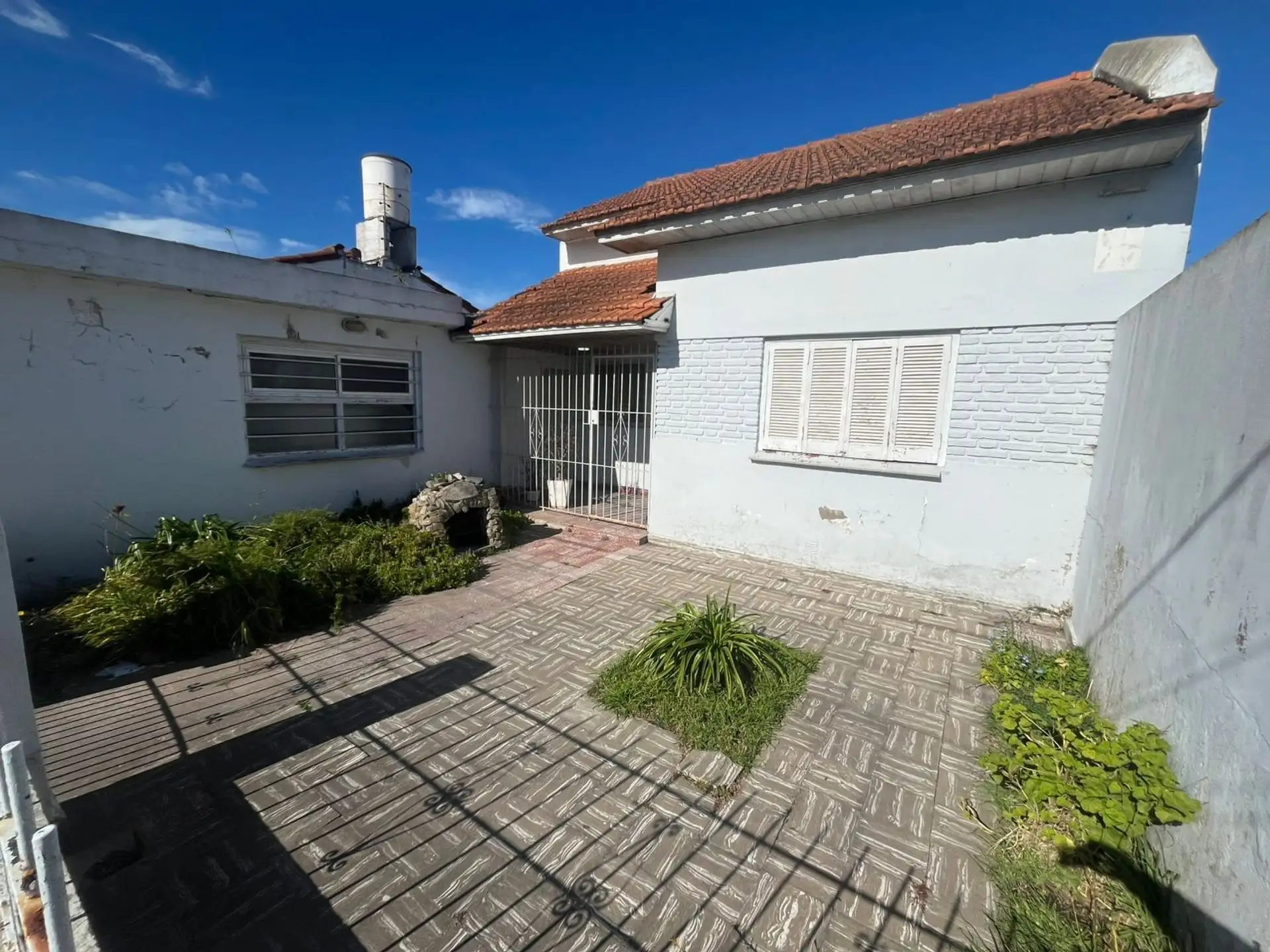 Venta Casa 3 Amb. Villa Lourdes + 2da Vivienda