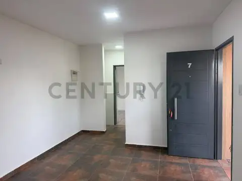 Departamento en Alquiler en Temperley, $ 700.000